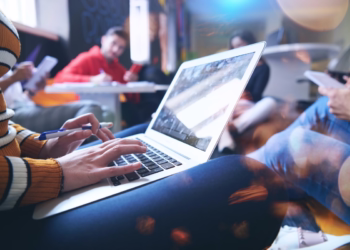 Programa de Bolsas da Huawei recebe mais de 1700 candidaturas em menos de um mês