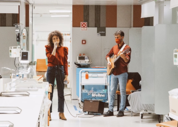 Os Andor Violeta homenagearam os profissionais de saúde e os doentes do IPO com uma serenata