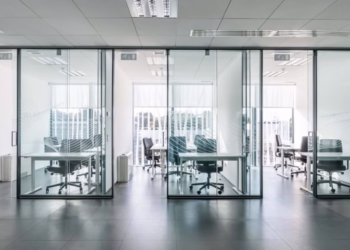 Como o coworking aumenta a produtividade e reduz custos nas empresas?