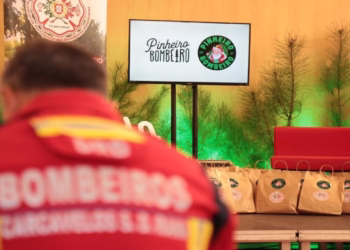 Rnters doa mais de 54 mil euros aos Bombeiros Voluntários Portugueses em 2021