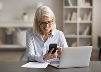 Verificar se uma notícia é verdadeira antes de a partilhar nas Redes Sociais