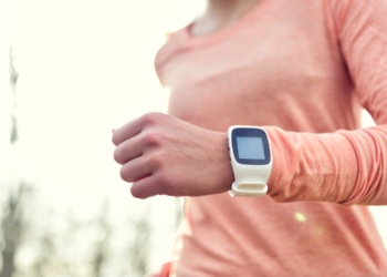 Relógios inteligentes: Monitorização de saúde e desempenho no treino