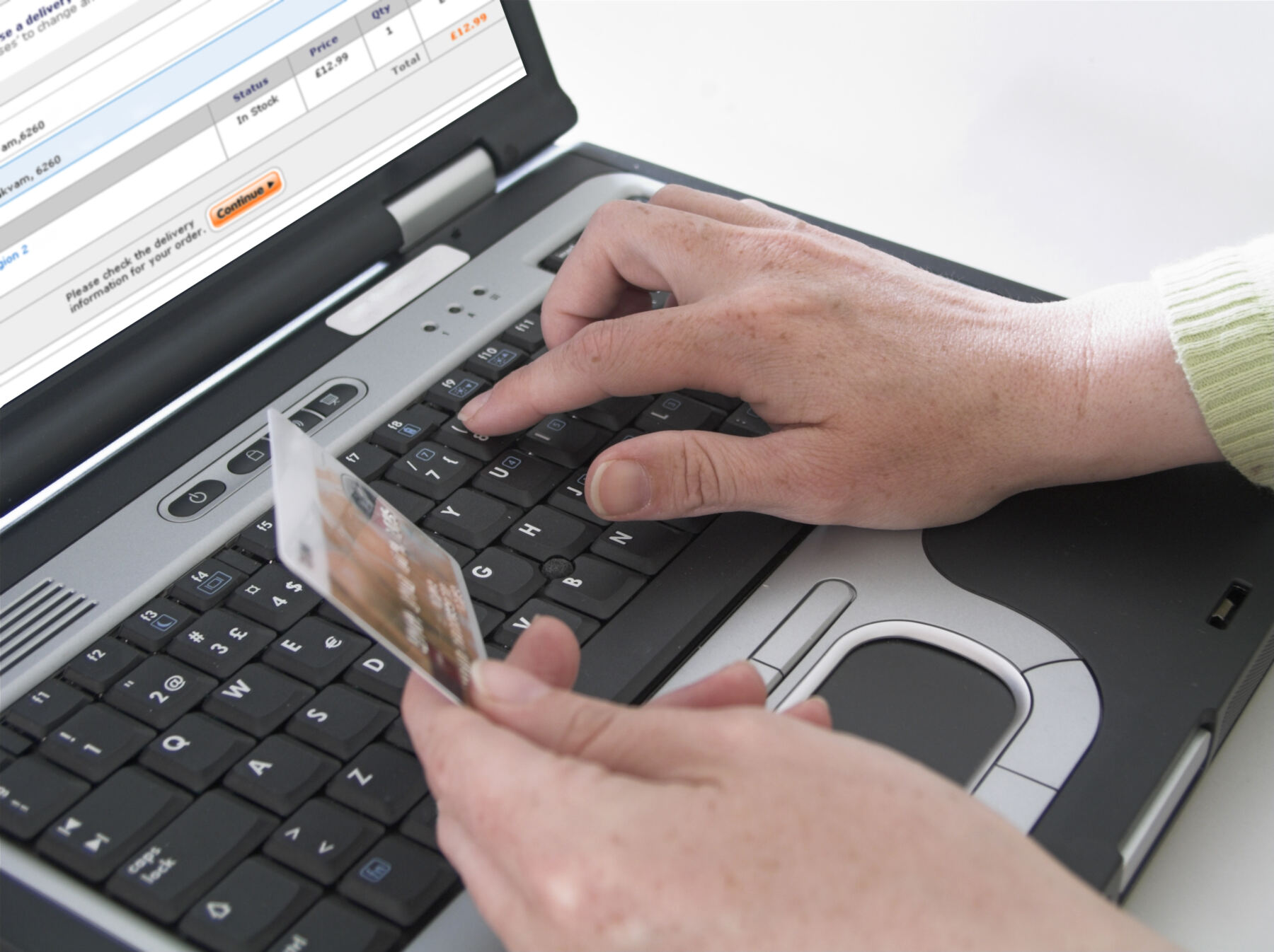 Vai comprar online? Os sinais claros de que um site pode não ser seguro